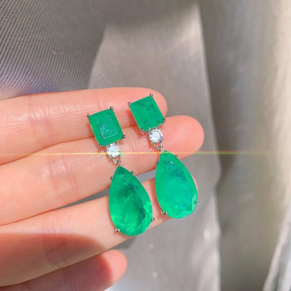 925 Sterling Silver Emerald Fashion Big Drop Earrings - Picture 2 of 2